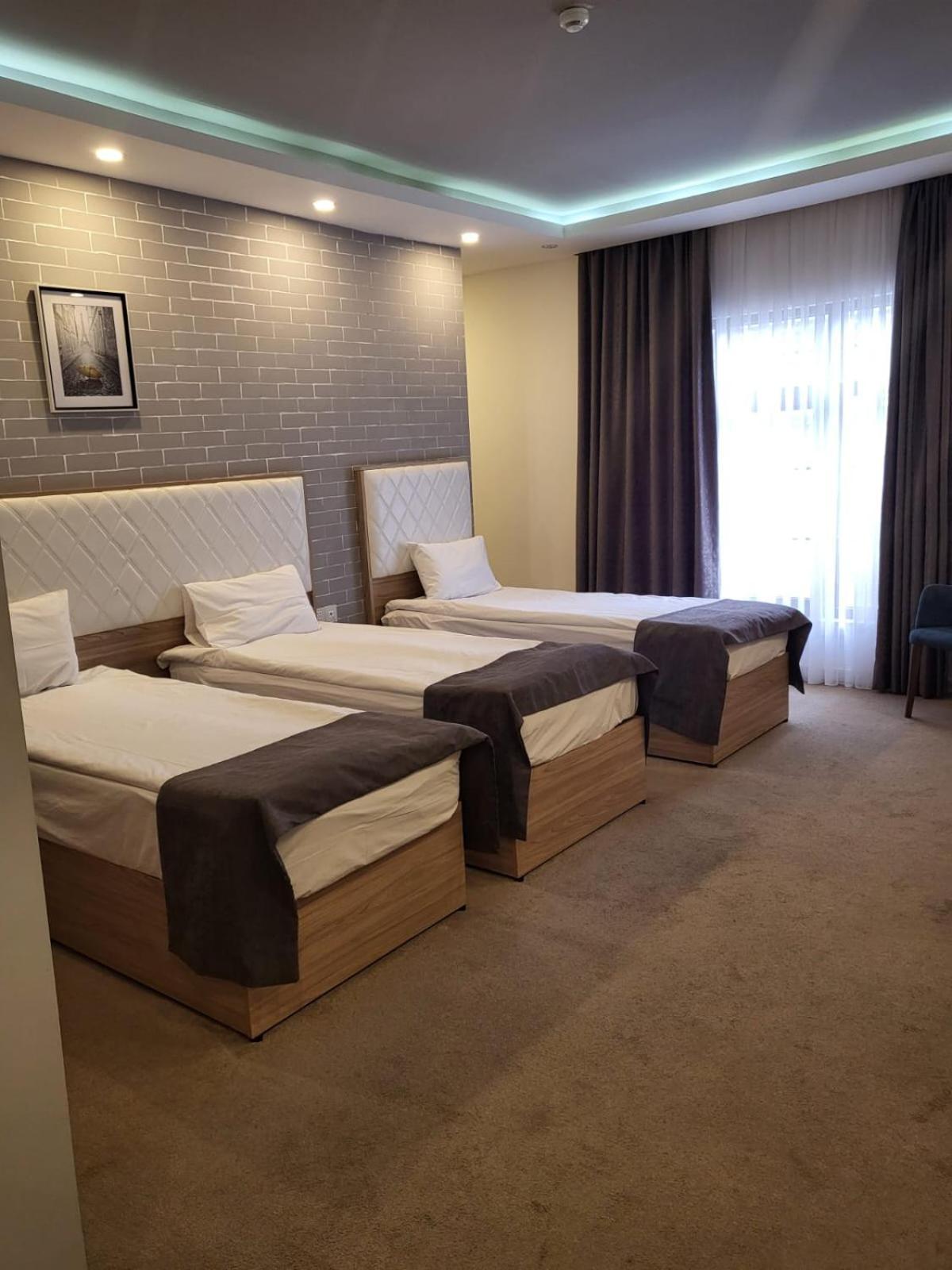 Jupiter Baku -Halal Hotel Luaran gambar