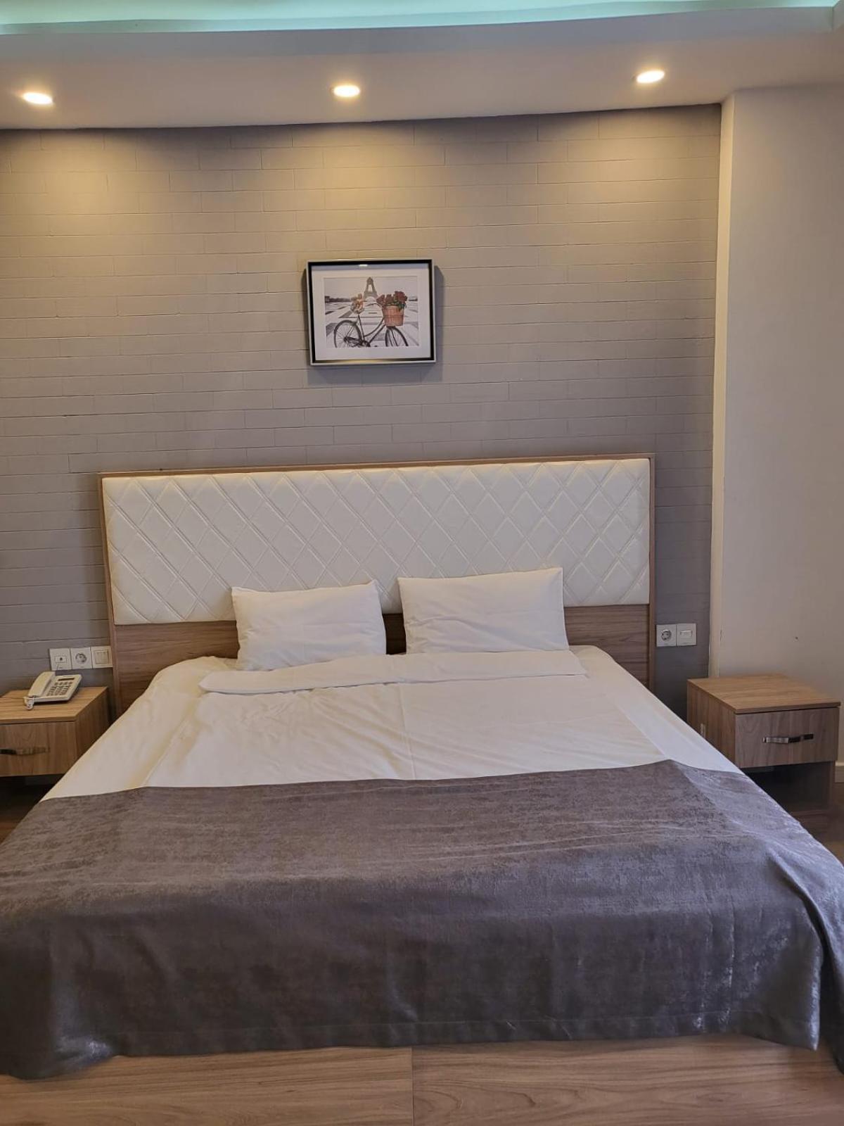 Jupiter Baku -Halal Hotel Luaran gambar