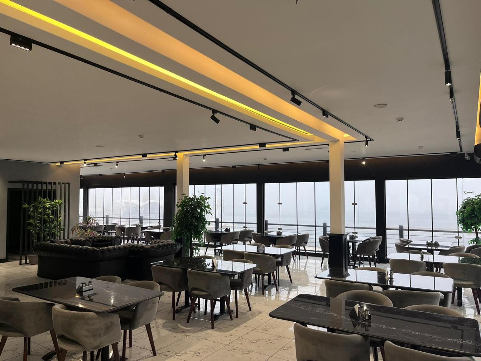 Jupiter Baku -Halal Hotel Luaran gambar