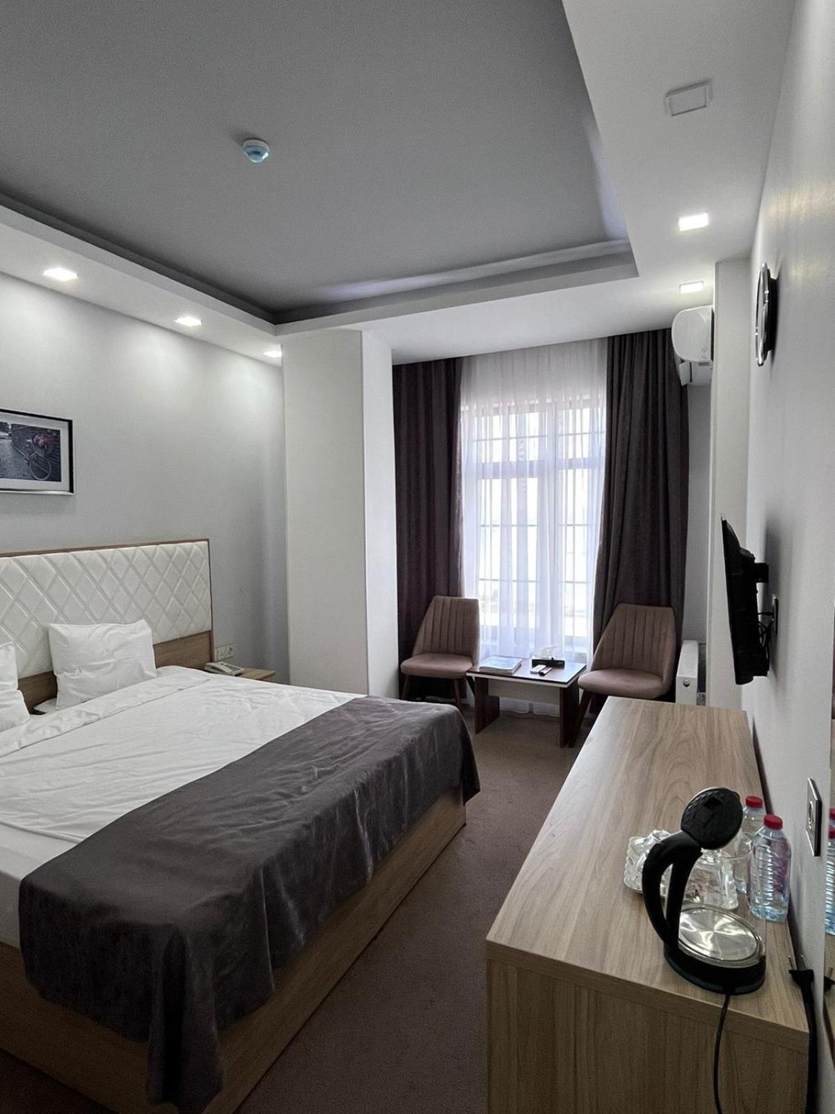 Jupiter Baku -Halal Hotel Luaran gambar